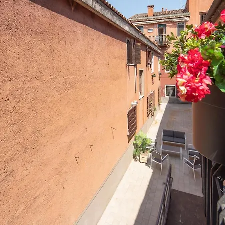 Design Palace Apartment By Wonderful Italy-2