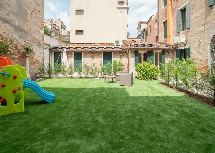 Corte dei Santi